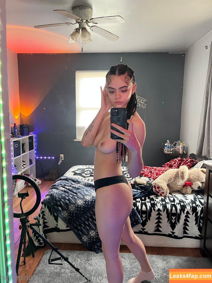 nsemlulryk /  leaked photo photo #0005