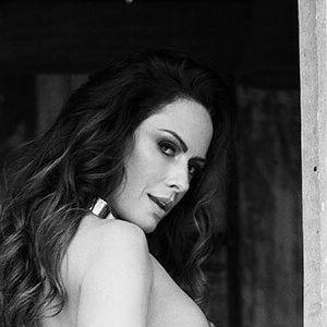 Nubia Oliver photo #0013