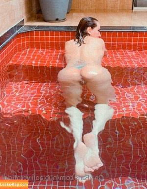 Nubia Oliver photo #0091