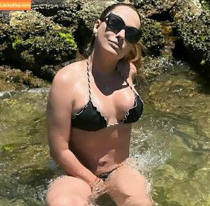 Nubia Oliver photo #0341