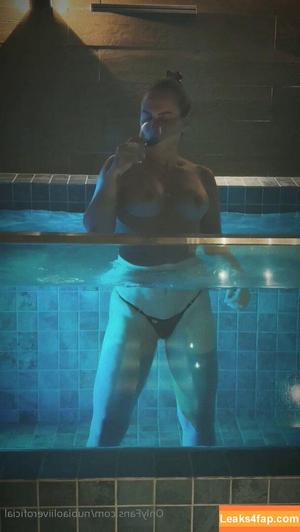 Nubia Oliver photo #0471