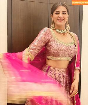Nupur Sanon фото #0016