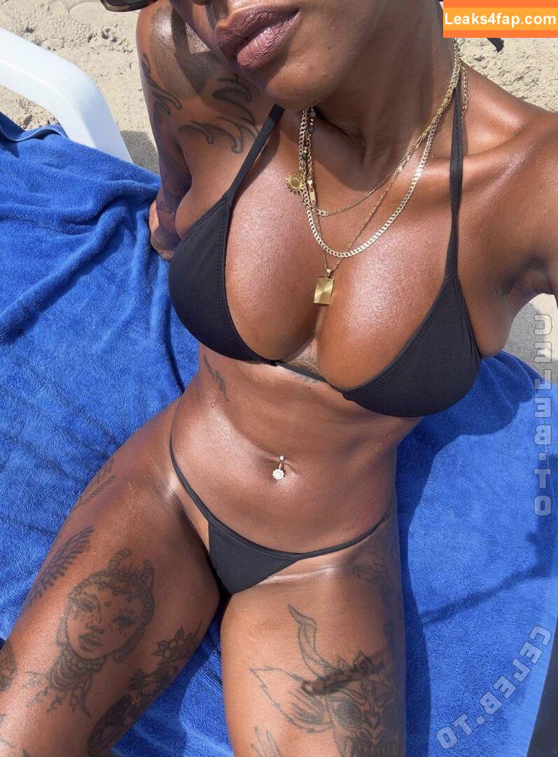 Nura Habib Omer / nura leaked photo photo #0350