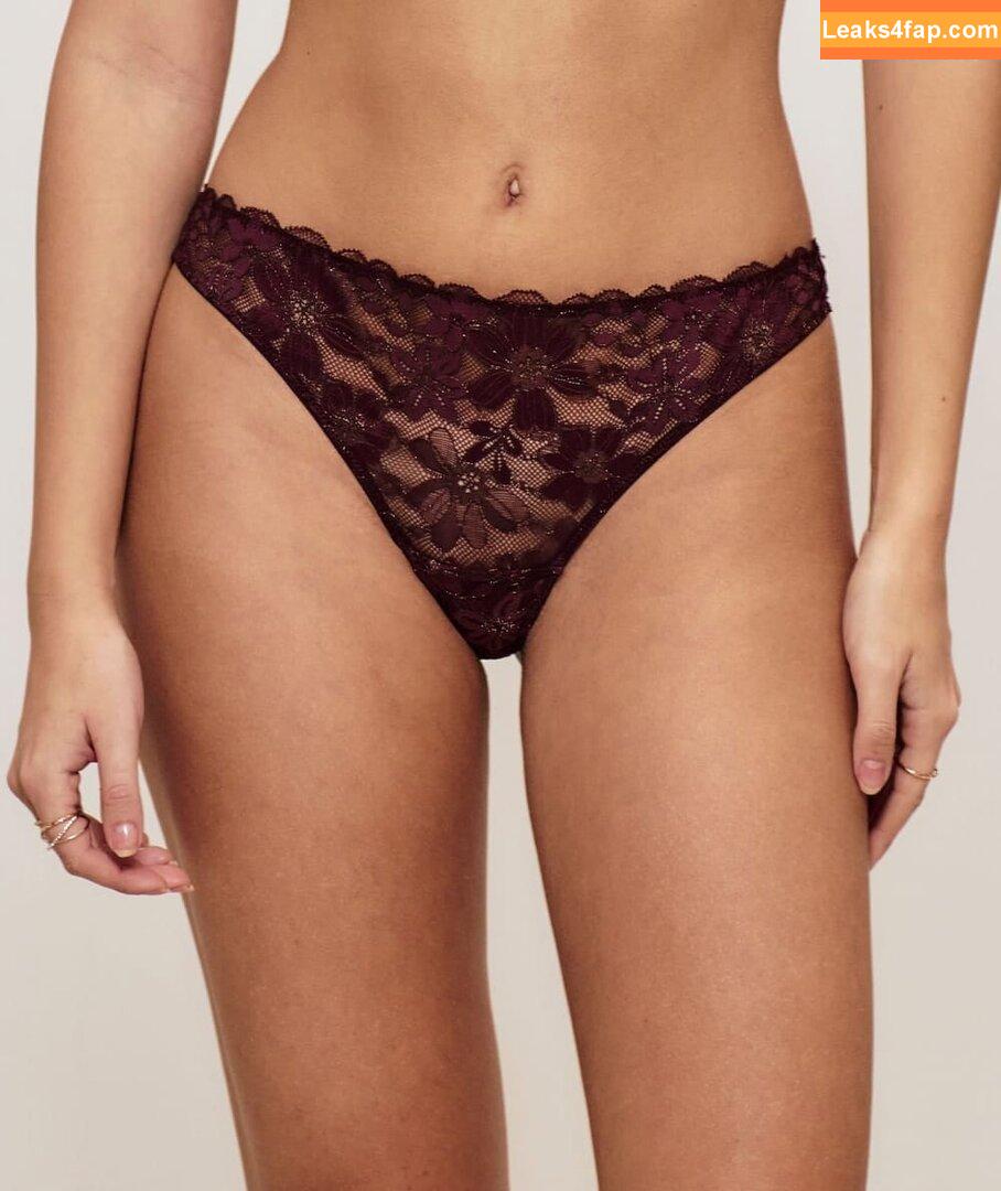 Nuria Oliu Sanchez / nuriaoliu leaked photo photo #0045