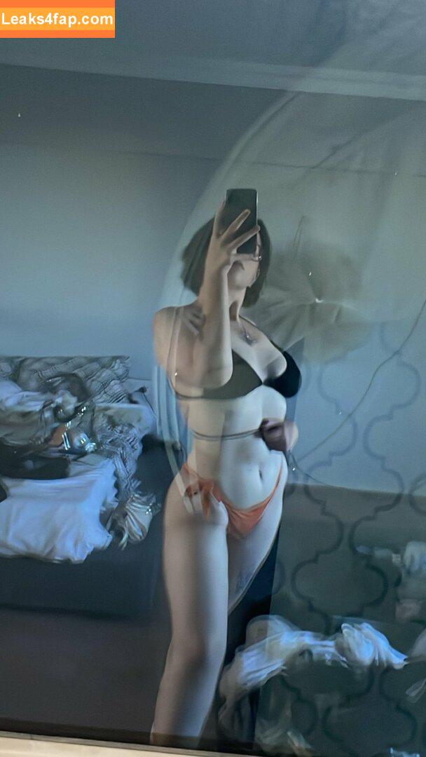 Nururkmz / 693726280 / a.nururkmz leaked photo photo #0019