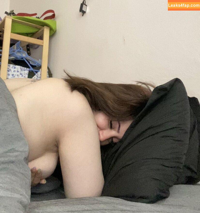 Nururkmz / 693726280 / a.nururkmz leaked photo photo #0051