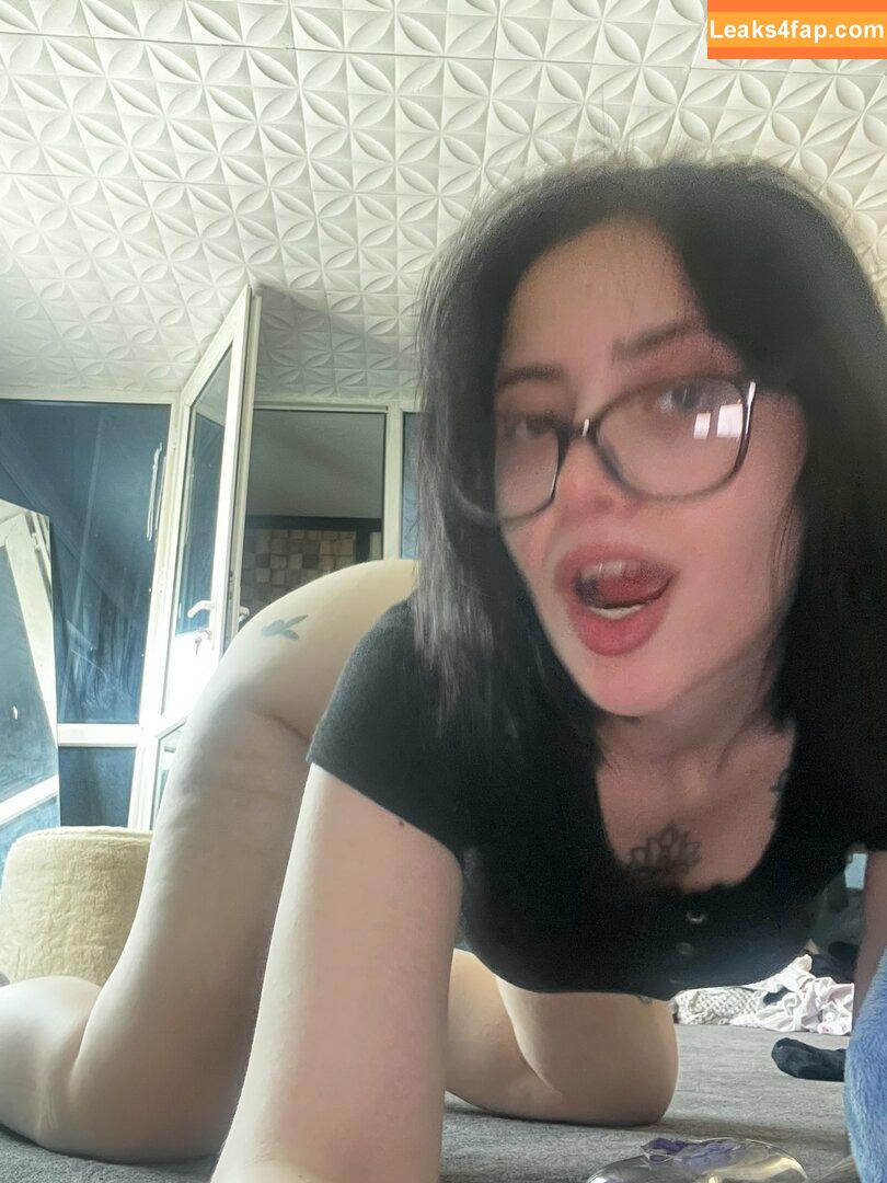 Nururkmz / 693726280 / a.nururkmz leaked photo photo #0065