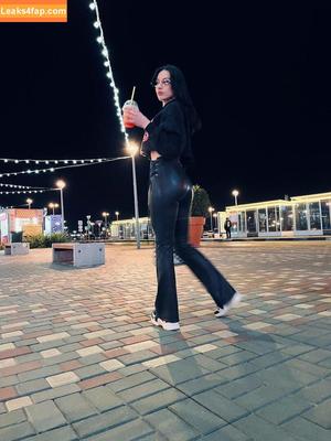 Nutellows photo #0054