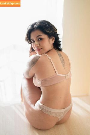 Nyaaati photo #0173
