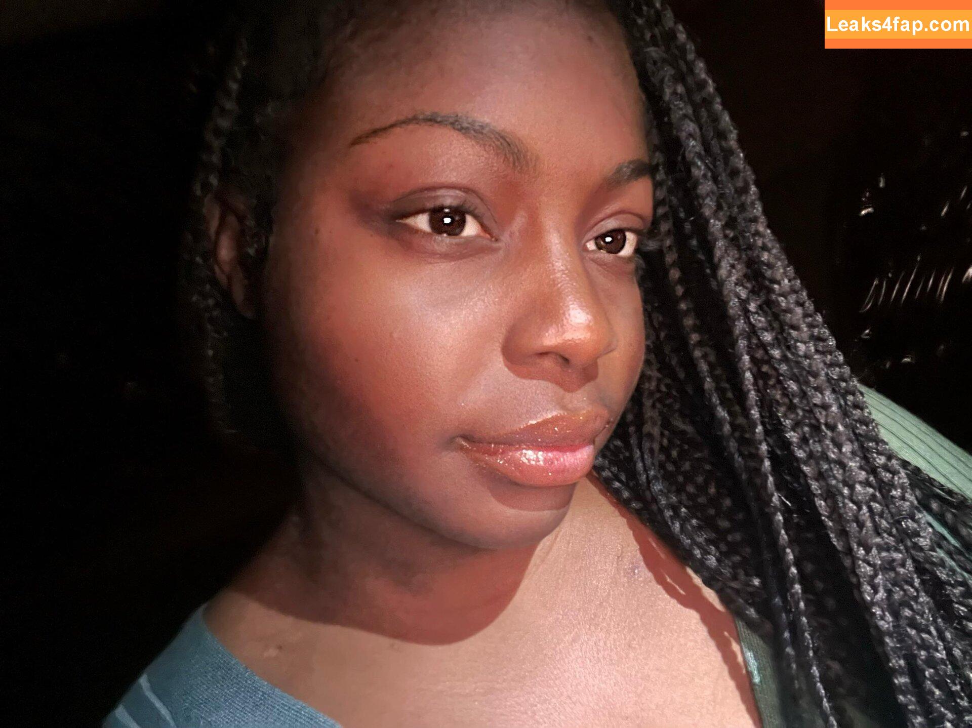 Nybellaho / alienalianz leaked photo photo #0001
