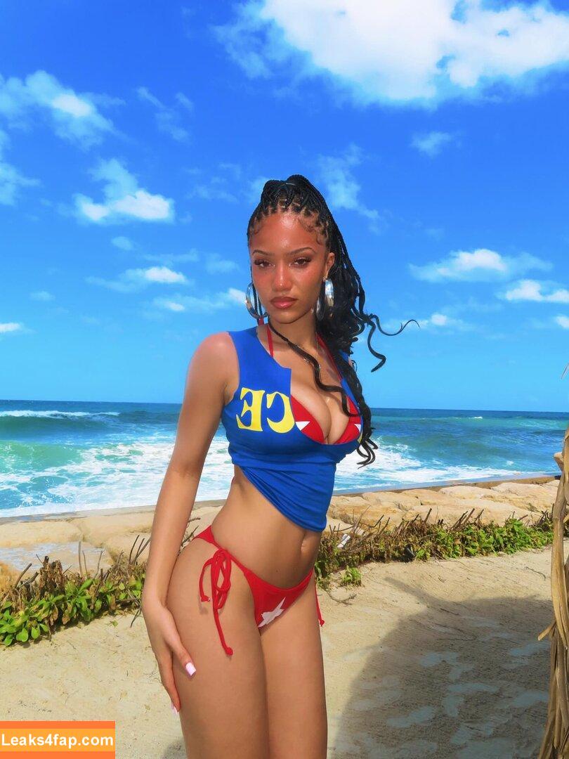 nydiahsoto / https: leaked photo photo #0012