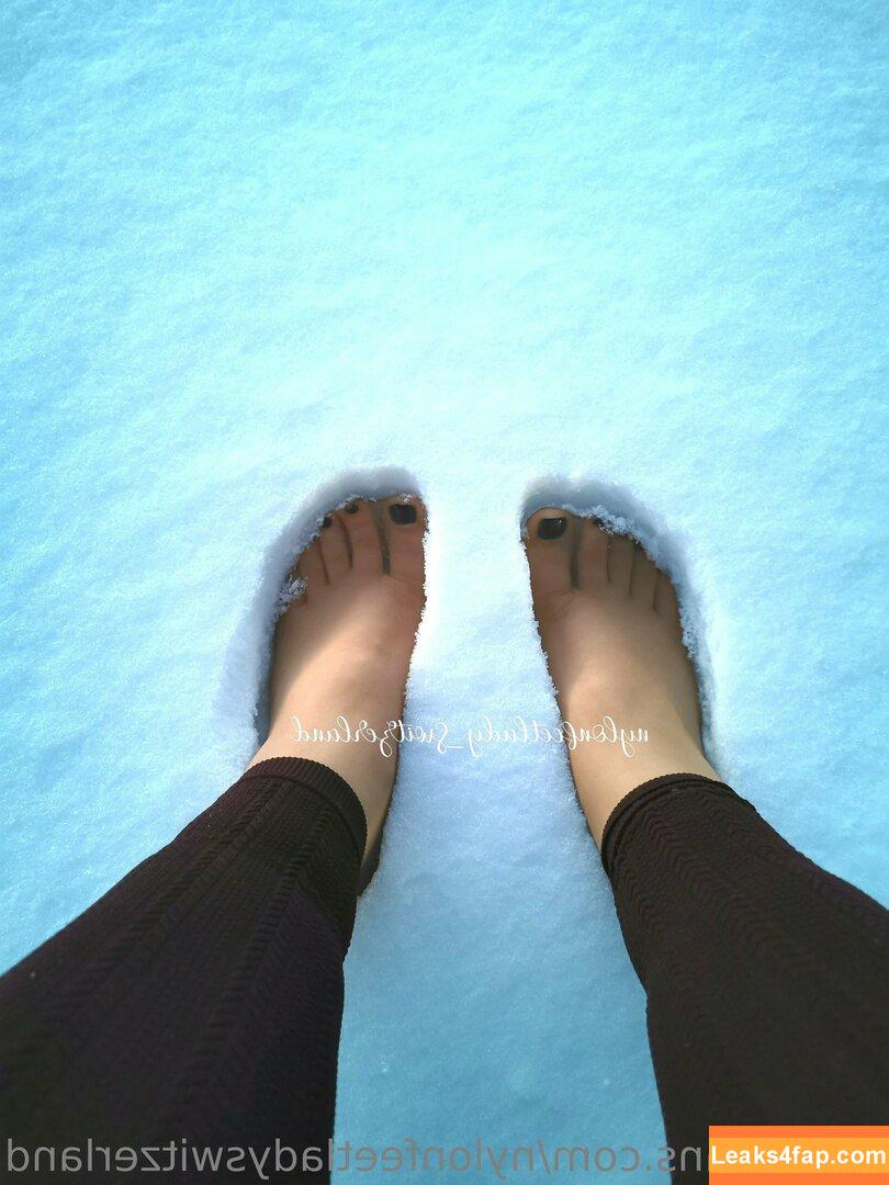 nylonfeetladyswitzerland / nylonfeetlady_switzerland leaked photo photo #0031