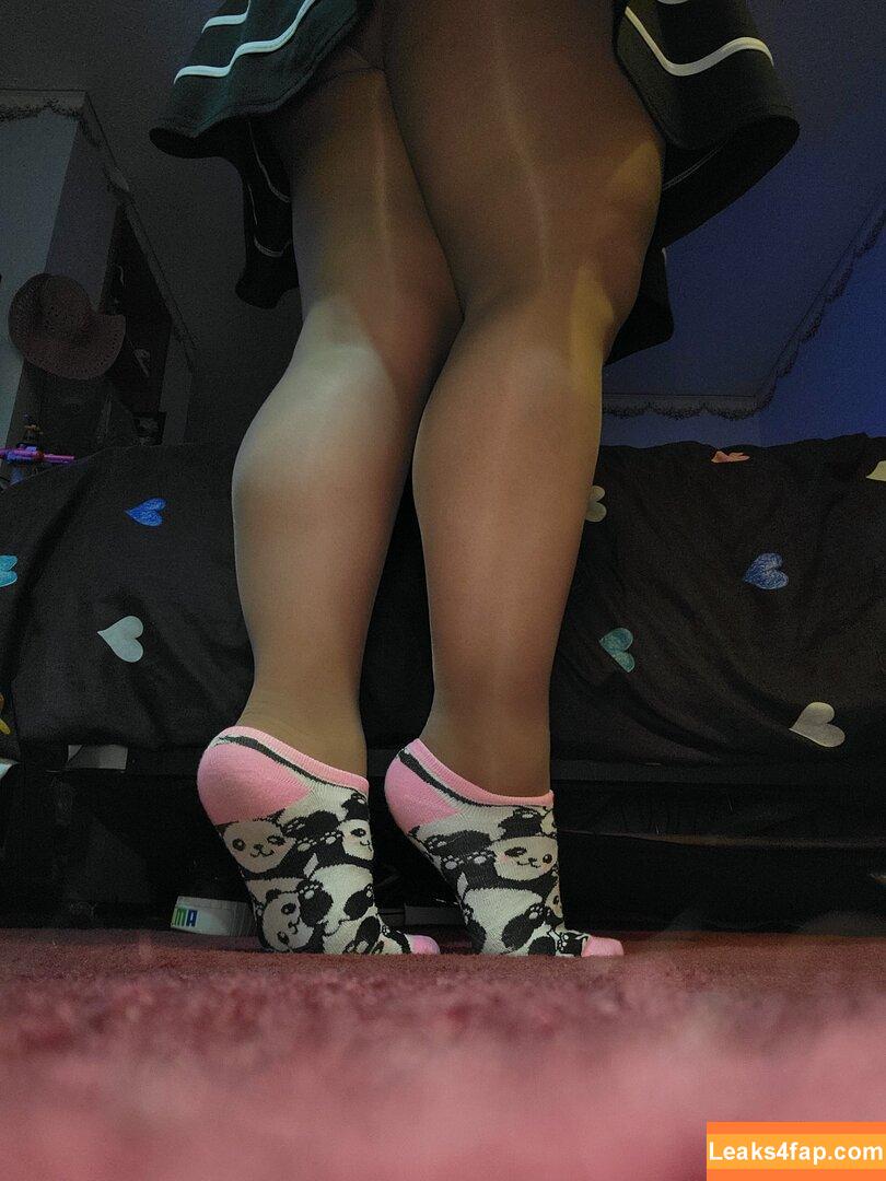Nylonsandsocks / nylon_and_socks leaked photo photo #0141