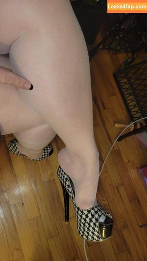 Nylonsandsocks photo #0155