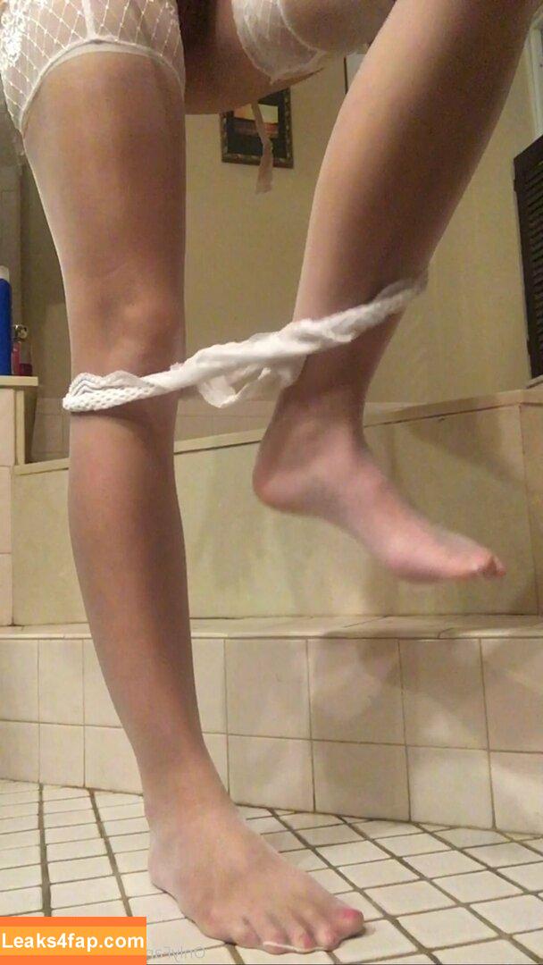nylonskitten / sheernylonskitten leaked photo photo #0097