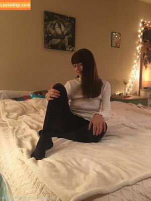 nylonskitten photo #0111