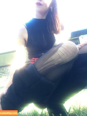 nylonskitten photo #0143