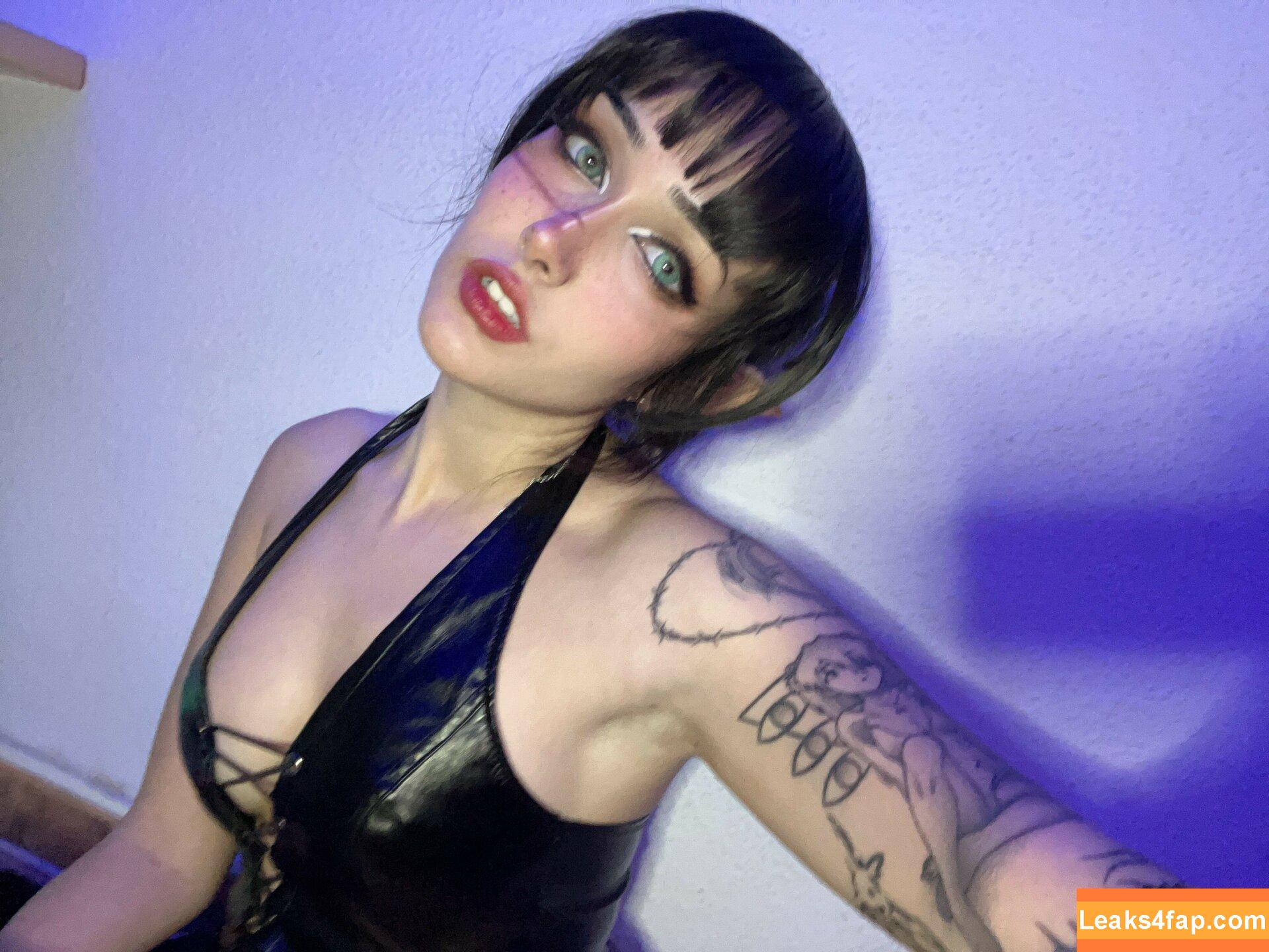 Nyukix / nyukix_ / omgcosplay leaked photo photo #0773