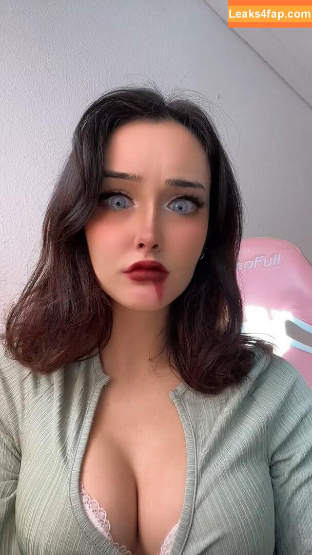 Nyukix / nyukix_ / omgcosplay leaked photo photo #0803