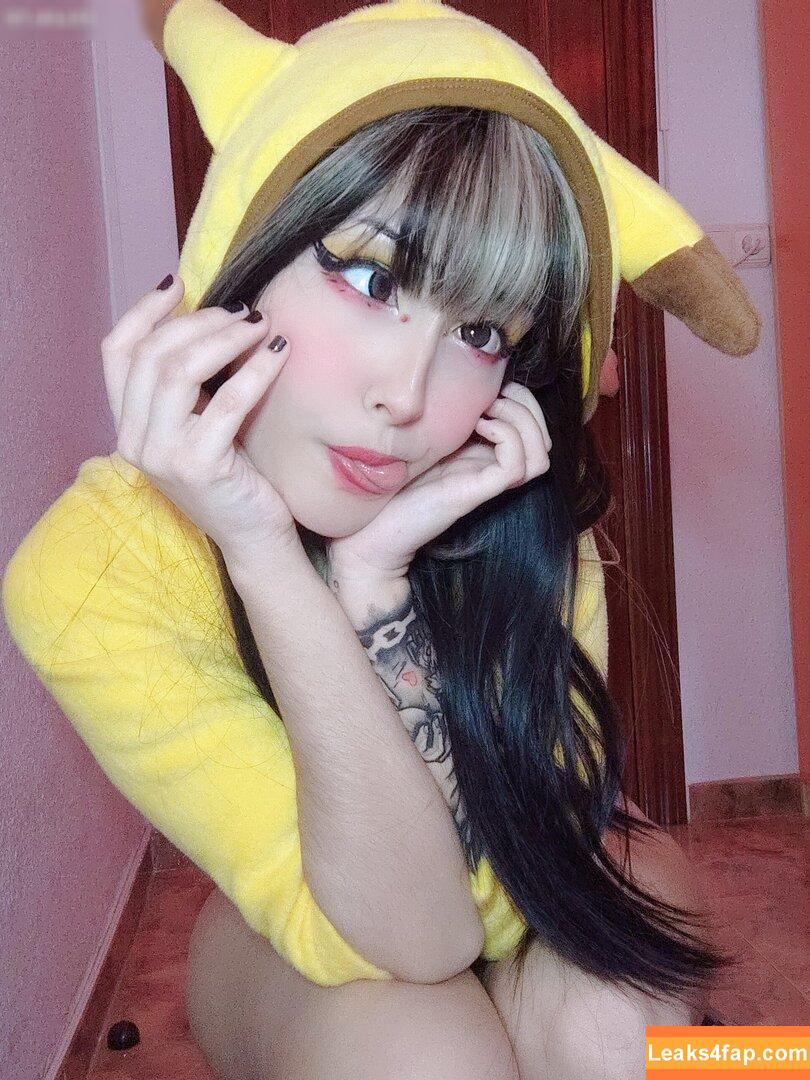 Nyukix / nyukix_ / omgcosplay leaked photo photo #1029