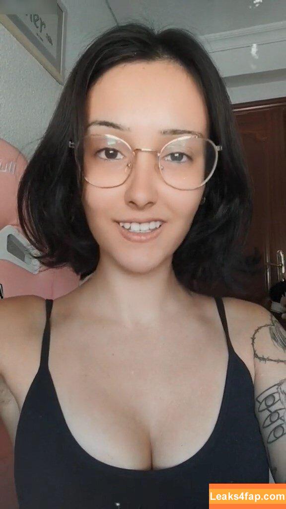 Nyukix / nyukix_ / omgcosplay leaked photo photo #1056