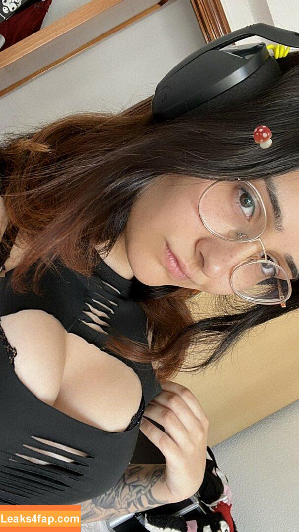 Nyukix / nyukix_ / omgcosplay leaked photo photo #1201