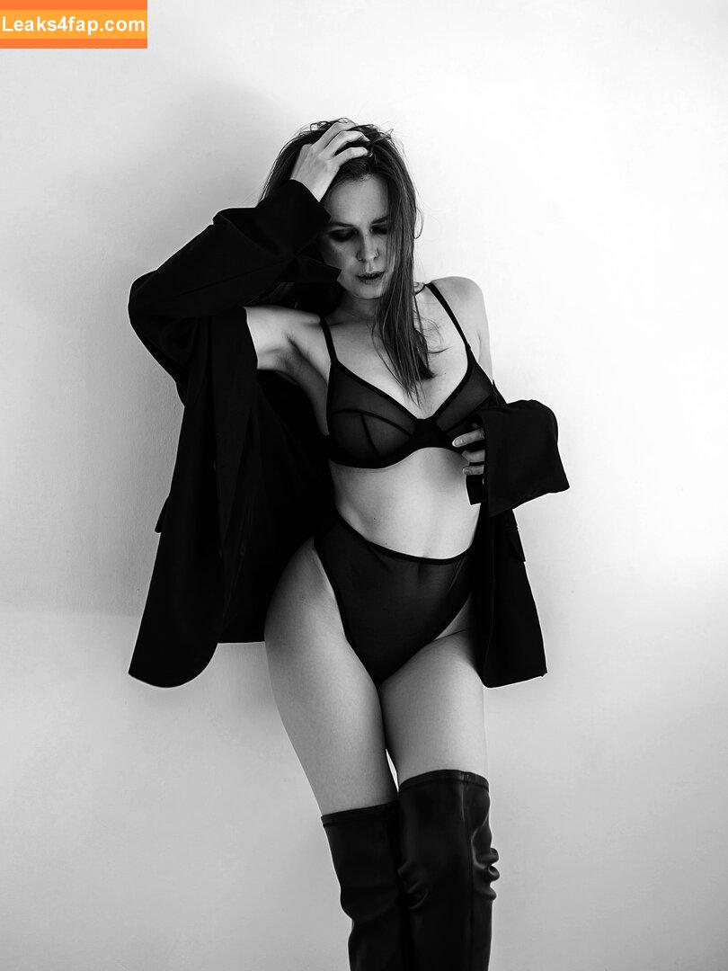 Nyuukke / Anna Kosik / quukske leaked photo photo #0069