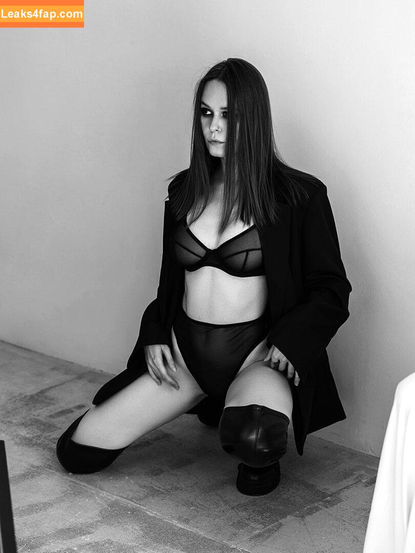 Nyuukke / Anna Kosik / quukske leaked photo photo #0075