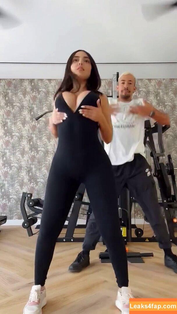 Nyvi Estephan / Discussão / nyviestephan слитое фото фото #0069