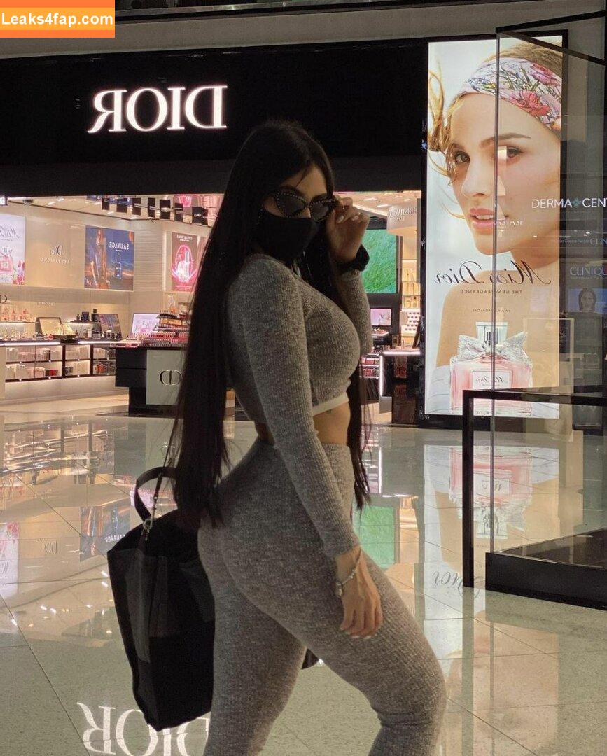 Nyvi Estephan / Discussão / nyviestephan слитое фото фото #0094