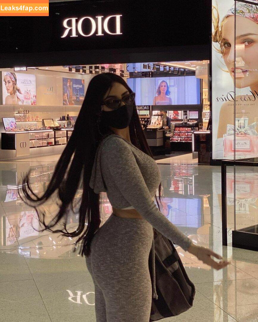 Nyvi Estephan / Discussão / nyviestephan слитое фото фото #0095