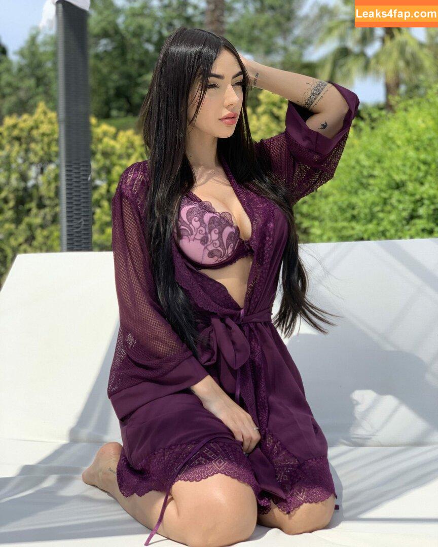 Nyvi Estephan / Discussão / nyviestephan слитое фото фото #0121