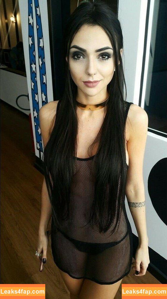 Nyvi Estephan / Discussão / nyviestephan слитое фото фото #0161