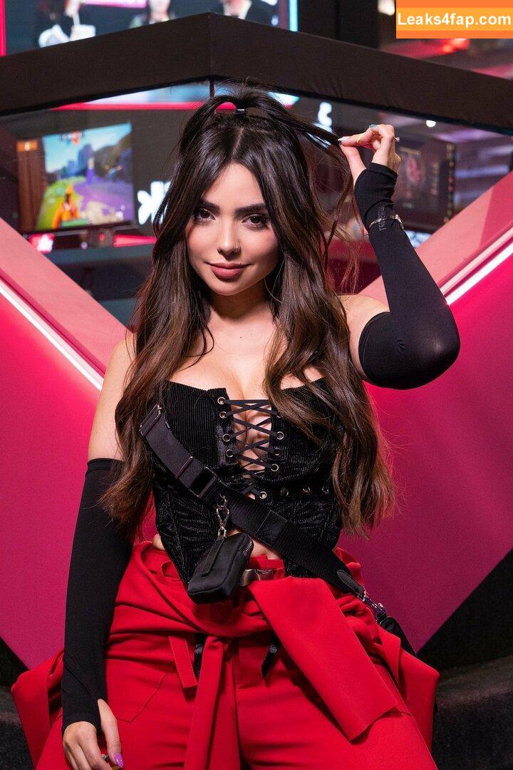 Nyvi Estephan / Discussão / nyviestephan слитое фото фото #0177