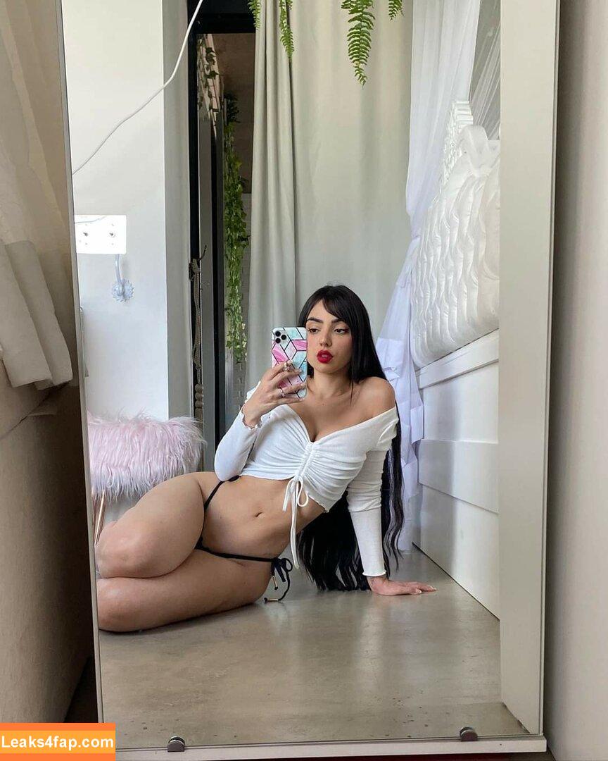 Nyvi Estephan / Discussão / nyviestephan слитое фото фото #0199