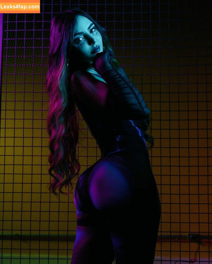 Nyvi Estephan / Discussão / nyviestephan слитое фото фото #0225