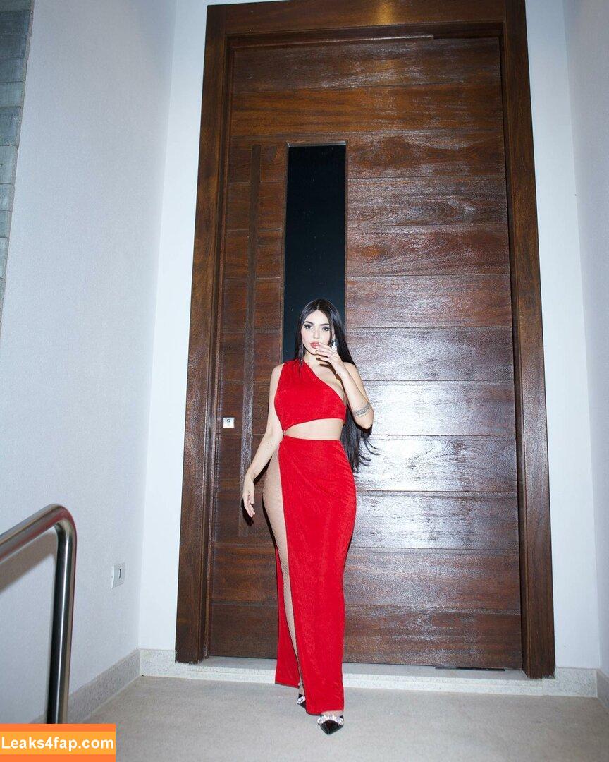 Nyvi Estephan / Discussão / nyviestephan leaked photo photo #0232