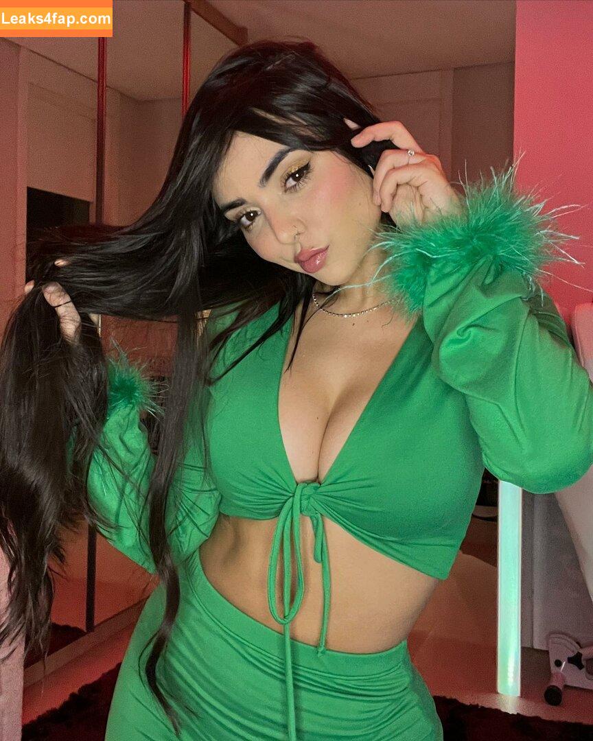 Nyvi Estephan / Discussão / nyviestephan слитое фото фото #0235