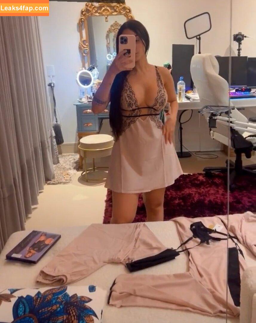 Nyvi Estephan / Discussão / nyviestephan слитое фото фото #0242