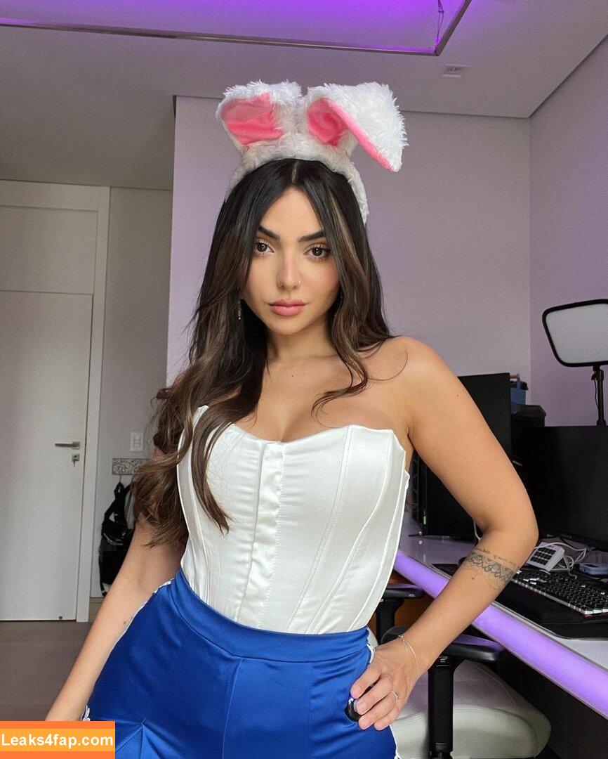 Nyvi Estephan / Discussão / nyviestephan слитое фото фото #0326