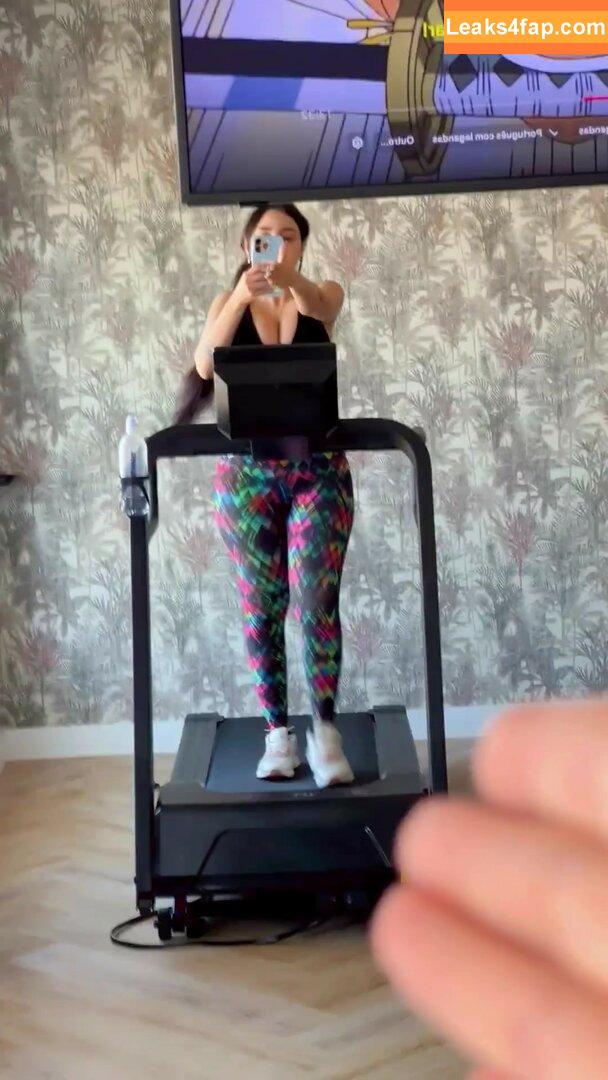 Nyvi Estephan / Discussão / nyviestephan слитое фото фото #0382