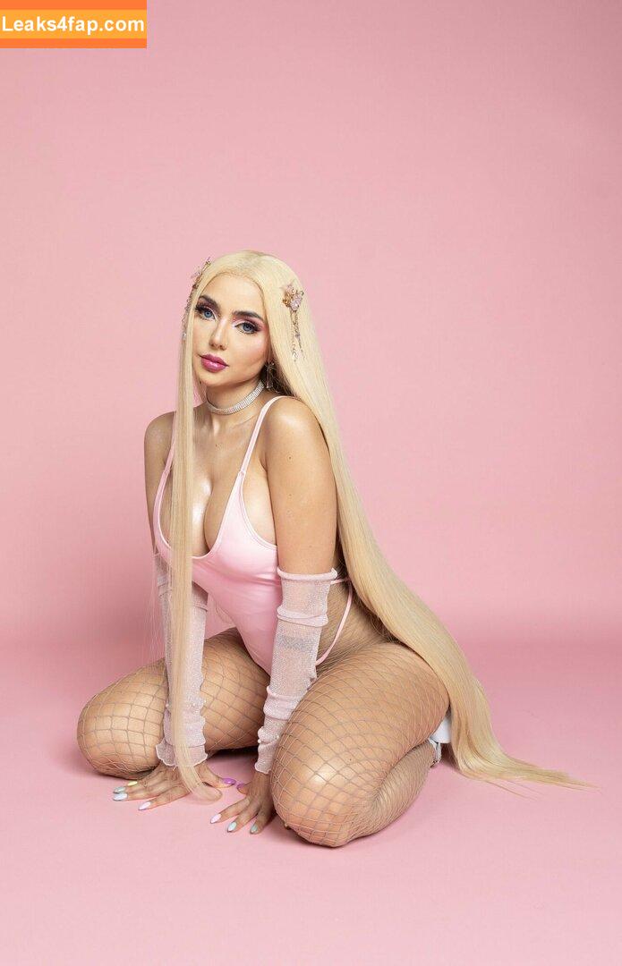 Nyvi Estephan / Discussão / nyviestephan слитое фото фото #0438