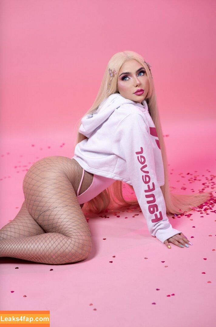 Nyvi Estephan / Discussão / nyviestephan слитое фото фото #0440