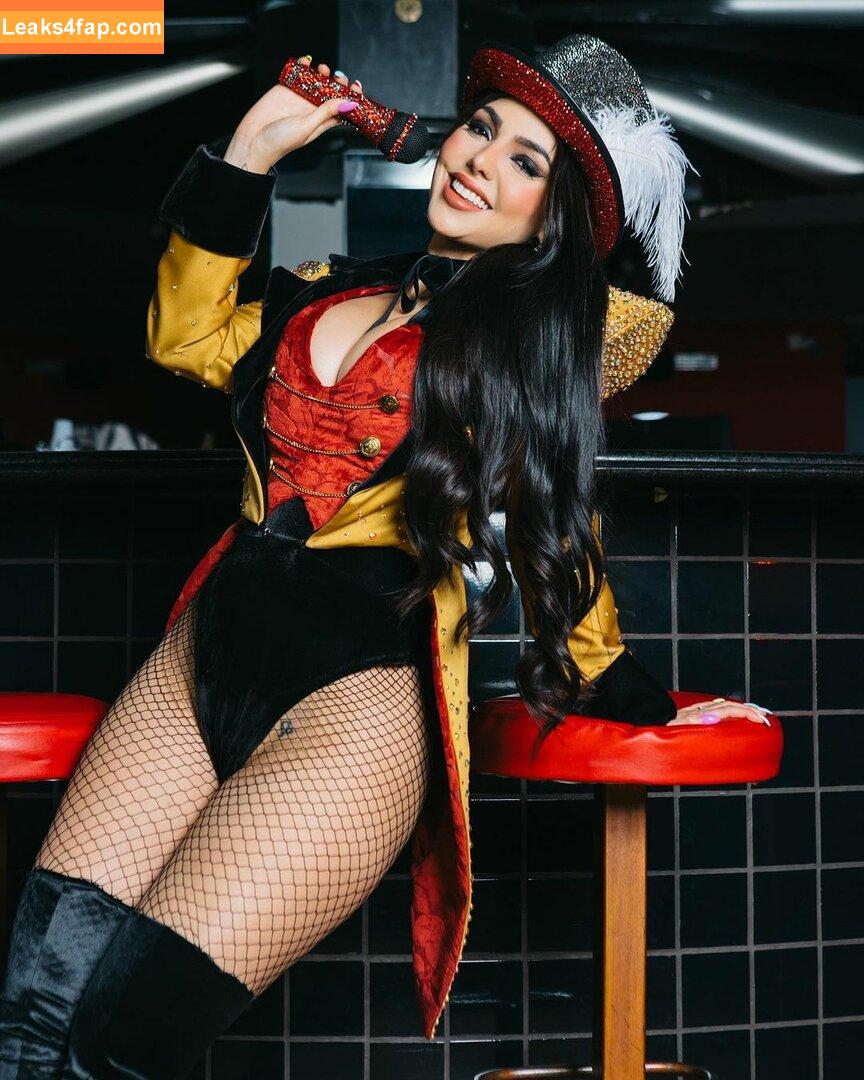 Nyvi Estephan / Discussão / nyviestephan слитое фото фото #0473