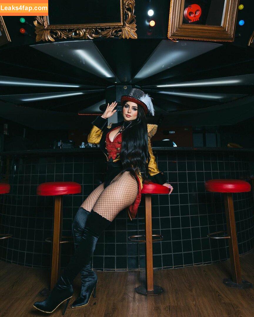 Nyvi Estephan / Discussão / nyviestephan leaked photo photo #0474