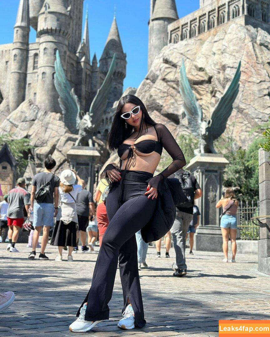 Nyvi Estephan / Discussão / nyviestephan leaked photo photo #0622