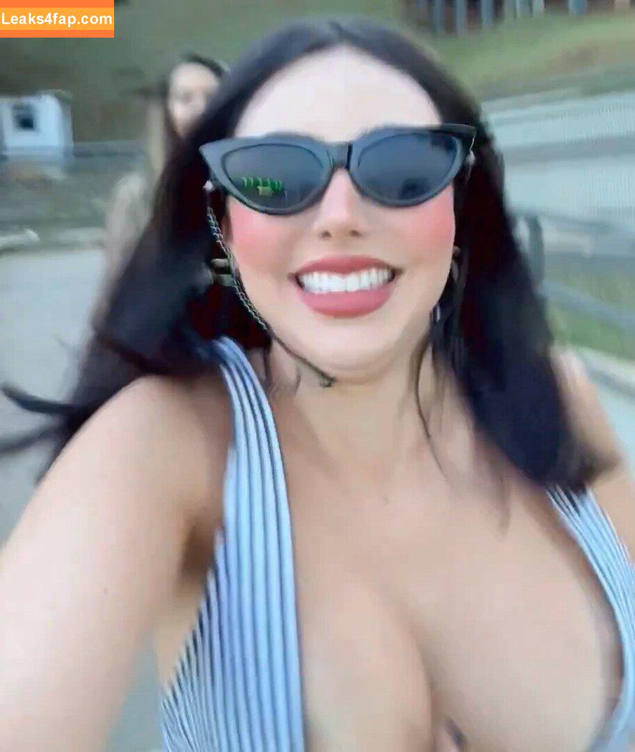 Nyvi Estephan / Discussão / nyviestephan leaked photo photo #0631