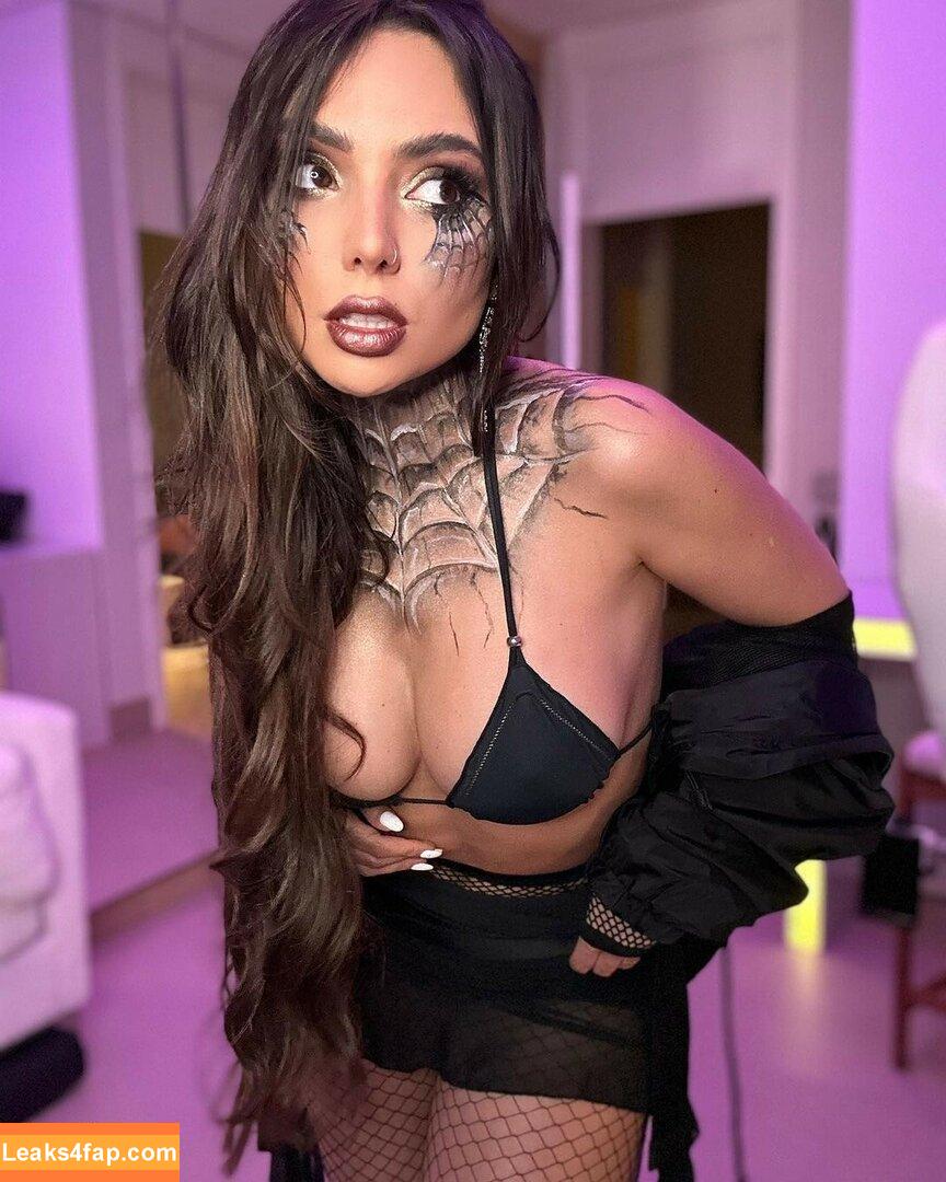 Nyvi Estephan / Discussão / nyviestephan leaked photo photo #0659