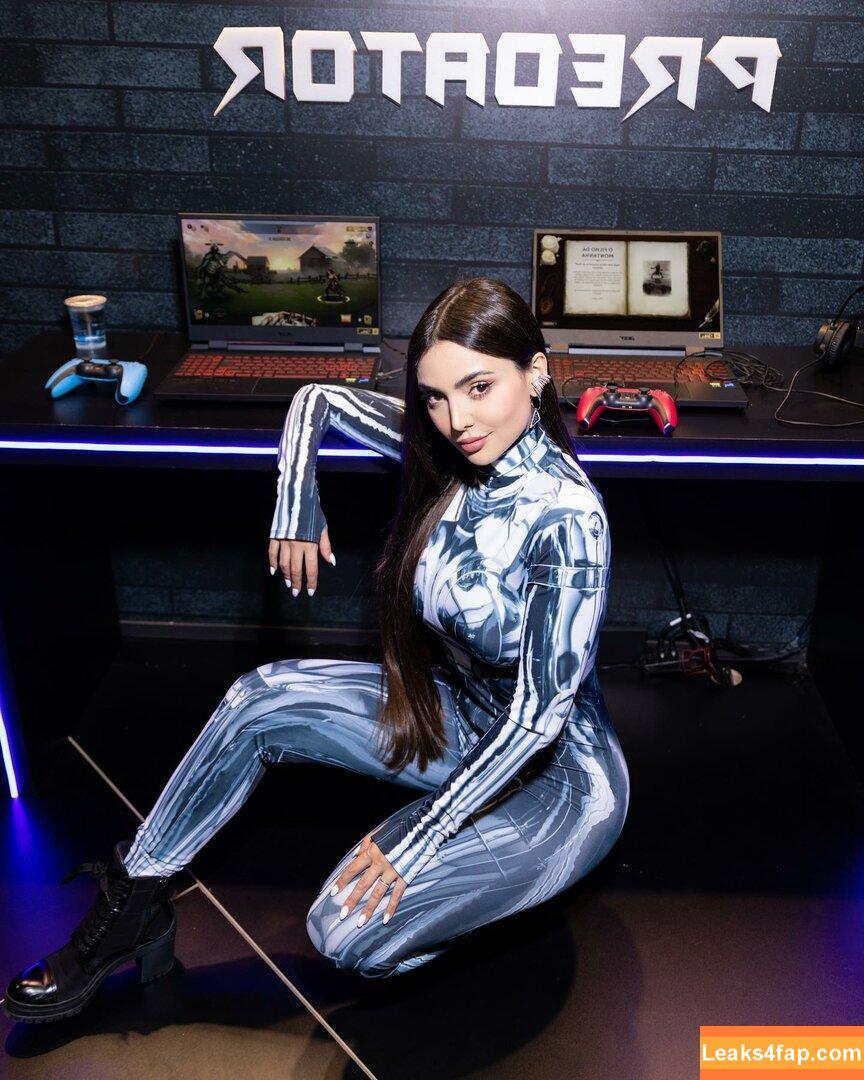 Nyvi Estephan / Discussão / nyviestephan leaked photo photo #0680