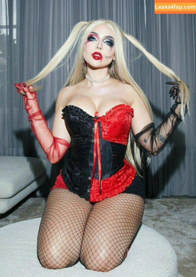 Nyvi Estephan / Discussão / nyviestephan leaked photo photo #0730